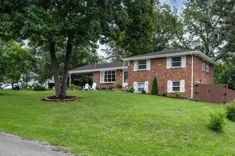 602 Glenpark Ct, Nashville, TN 37217