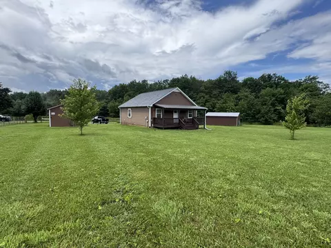 352 Mountain Lake Rd, Altamont, TN 37301