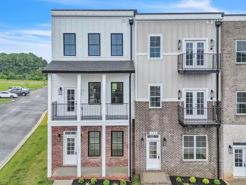 179 Charleston Ave, Pleasant View, TN 37146