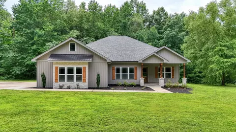 1081 Liberty Rd, Camden, TN 38320