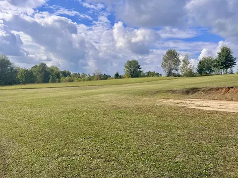 Exterior - 4038 Mount Zion Rd, Morrison, TN 37357 photo 6 of 9