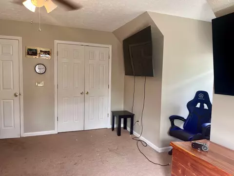 Bedroom - 4038 Mount Zion Rd, Morrison, TN 37357 photo 5 of 7