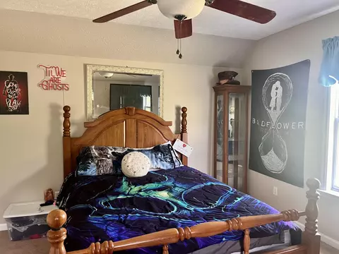 Bedroom - 4038 Mount Zion Rd, Morrison, TN 37357 photo 7 of 7