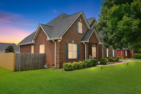 2507 Patricia Cir, Murfreesboro, TN 37128