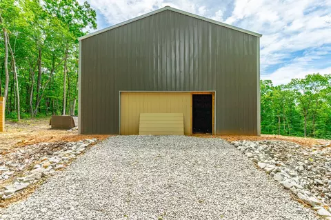 87 Apple Rd, Pikeville, TN 37367