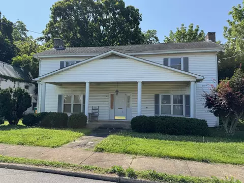 317 1st Ave SW, Winchester, TN 37398