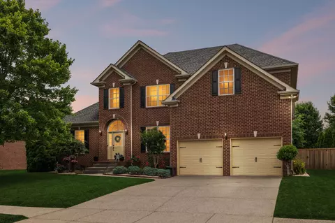 1011 Brixworth Dr, Thompsons Station, TN 37179
