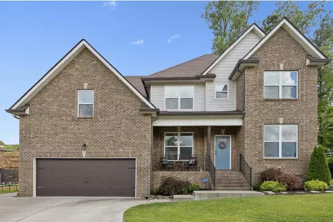 718 Excalibur Ct, Smyrna, TN 37167