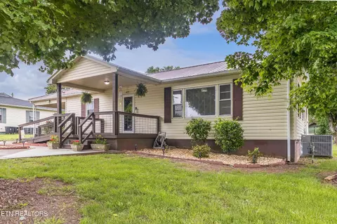 114 Buena Vista Ave, Sweetwater, TN 37874