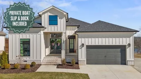 1839 River Breeze Dr, Soddy Daisy, TN 37379
