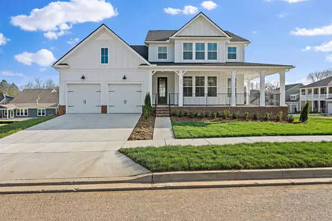 860 Rockwell Dr, Hendersonville, TN 37075