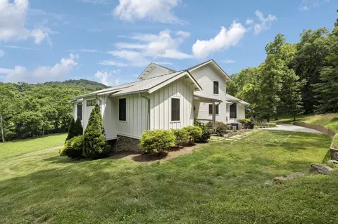 6771 Arno Allisona Rd, College Grove, TN 37046