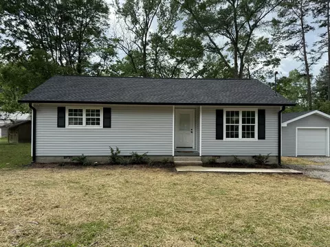 705 Bomar St, La Fayette, GA 30728