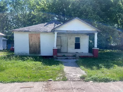 124 S Kentucky Ave S, Hopkinsville, KY 42240