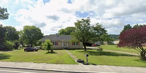 570 Market St, Dayton, TN 37321