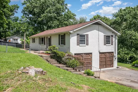 1730 Reynolds Rd, Nashville, TN 37217
