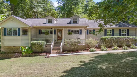 46 Forest Cove Ln, Trenton, GA 30752