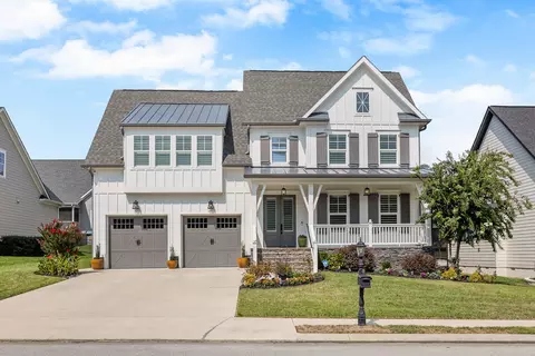 2305 Weeping Willow Dr, Ooltewah, TN 37363