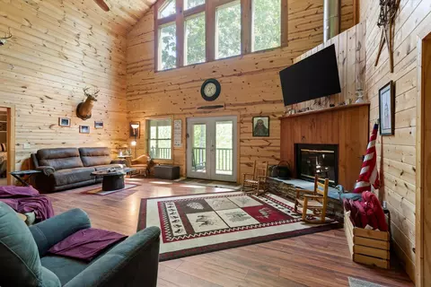 Living - 496 Boyd Rd, Dunlap, TN 37327 photo 1 of 5