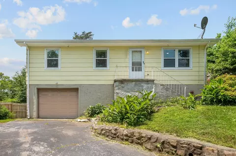 6557 Esquire Dr, Hixson, TN 37343