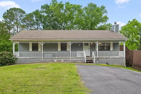 411 Meadow Green Dr, Ringgold, GA 30736