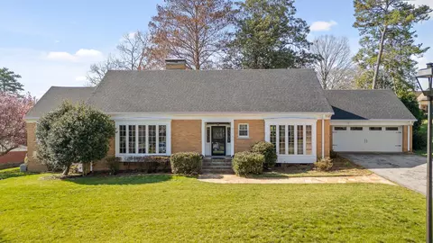 300 Lynncrest Dr, Chattanooga, TN 37411