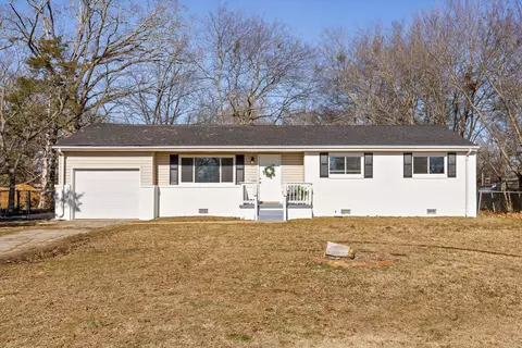 1300 Spring Creek Rd, Chattanooga, TN 37412