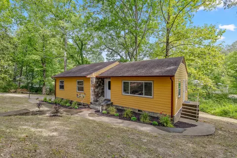 3305 Pinewood Ter, Chattanooga, TN 37411