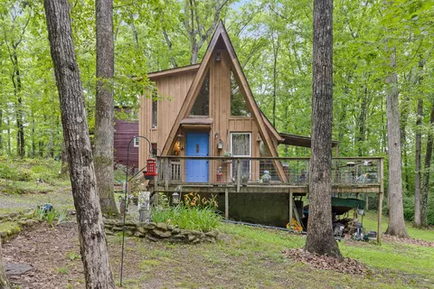 123 Miller Cove Cir, Signal Mountain, TN 37377