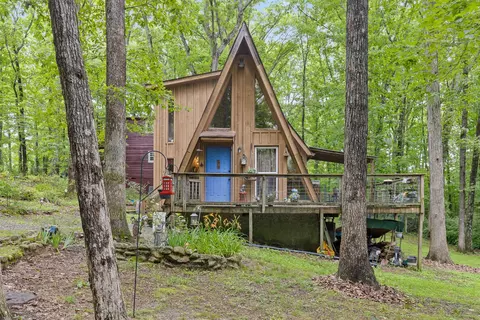 123 Miller Cove Cir, Signal Mountain, TN 37377