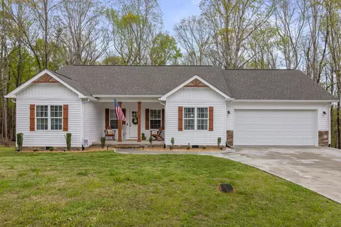 38 Westbrook Dr, Chatsworth, GA 30705