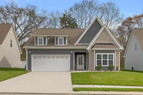 1233 Baldwin Field Cir, Hixson, TN 37343