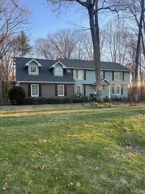 21 Cool Springs Rd, Signal Mountain, TN 37377