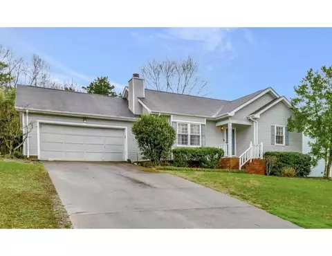 4506 Spring Lake Rd, Chattanooga, TN 37415
