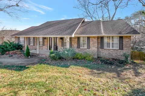 4712 N Forest Rd, Hixson, TN 37343