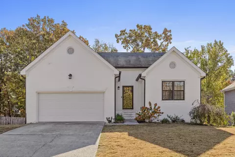 9920 Brently Estates Dr, Chattanooga, TN 37421