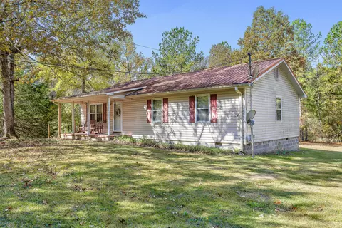 1899 Fullers Chapel Rd, Chatsworth, GA 30705