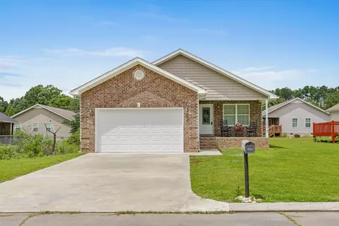 1075 Brookstone Cir, Dalton, GA 30721