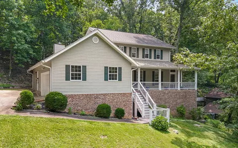 6524 Harbor View Dr, Hixson, TN 37343
