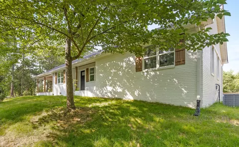 4472 S Chatsworth Rd, Resaca, GA 30735