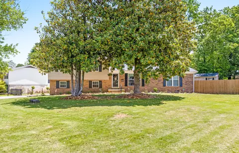 1830 Sequoyah Ter, Hixson, TN 37343
