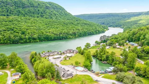 21926 River Canyon Rd #207, Chattanooga, TN 37405