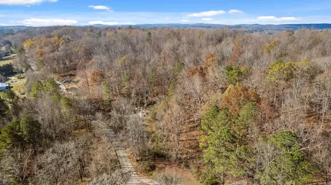 5115 Howardsville Rd, Apison, TN 37302