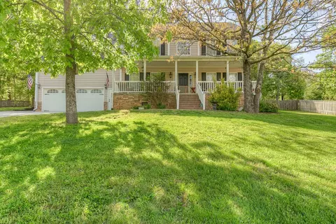 10102 Rolling Wind Dr, Soddy Daisy, TN 37379 photo 1