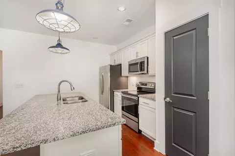Kitchen - 4093 Gracious Dr, Franklin, TN 37064 photo 2 of 3
