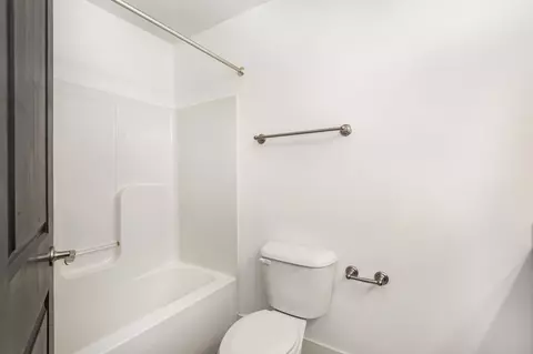 Bath - 4093 Gracious Dr, Franklin, TN 37064 photo 6 of 6