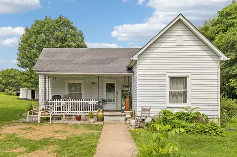 165 Dobbins Pike, Gallatin, TN 37066