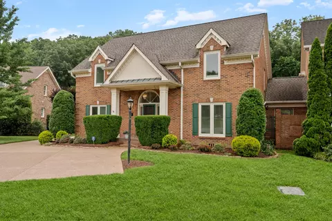 5212 Shenandoah Ct, Nashville, TN 37220