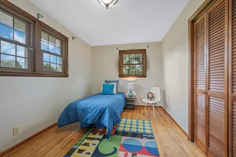 Bedroom - 305 E Overhill Dr, Dickson, TN 37055 photo 3 of 3