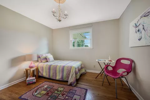 Bedroom - 305 E Overhill Dr, Dickson, TN 37055 photo 2 of 3